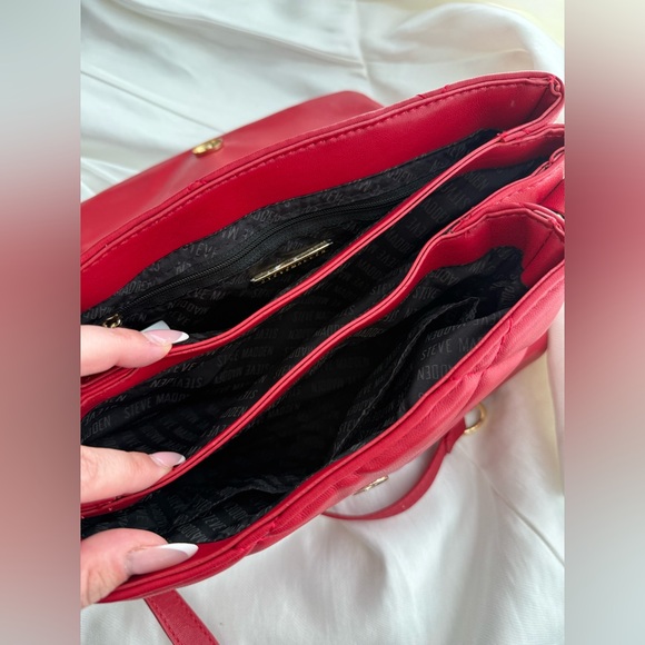 NWT Steve Madden Red Puffy Purse - Picture 8 of 8